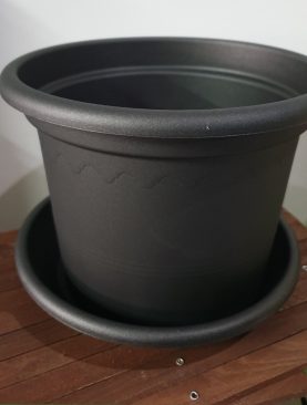 Plastic Pots antartic