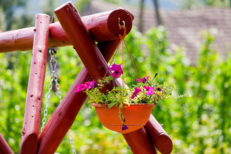 Elevate Your Garden: The Art of Gardening Decor